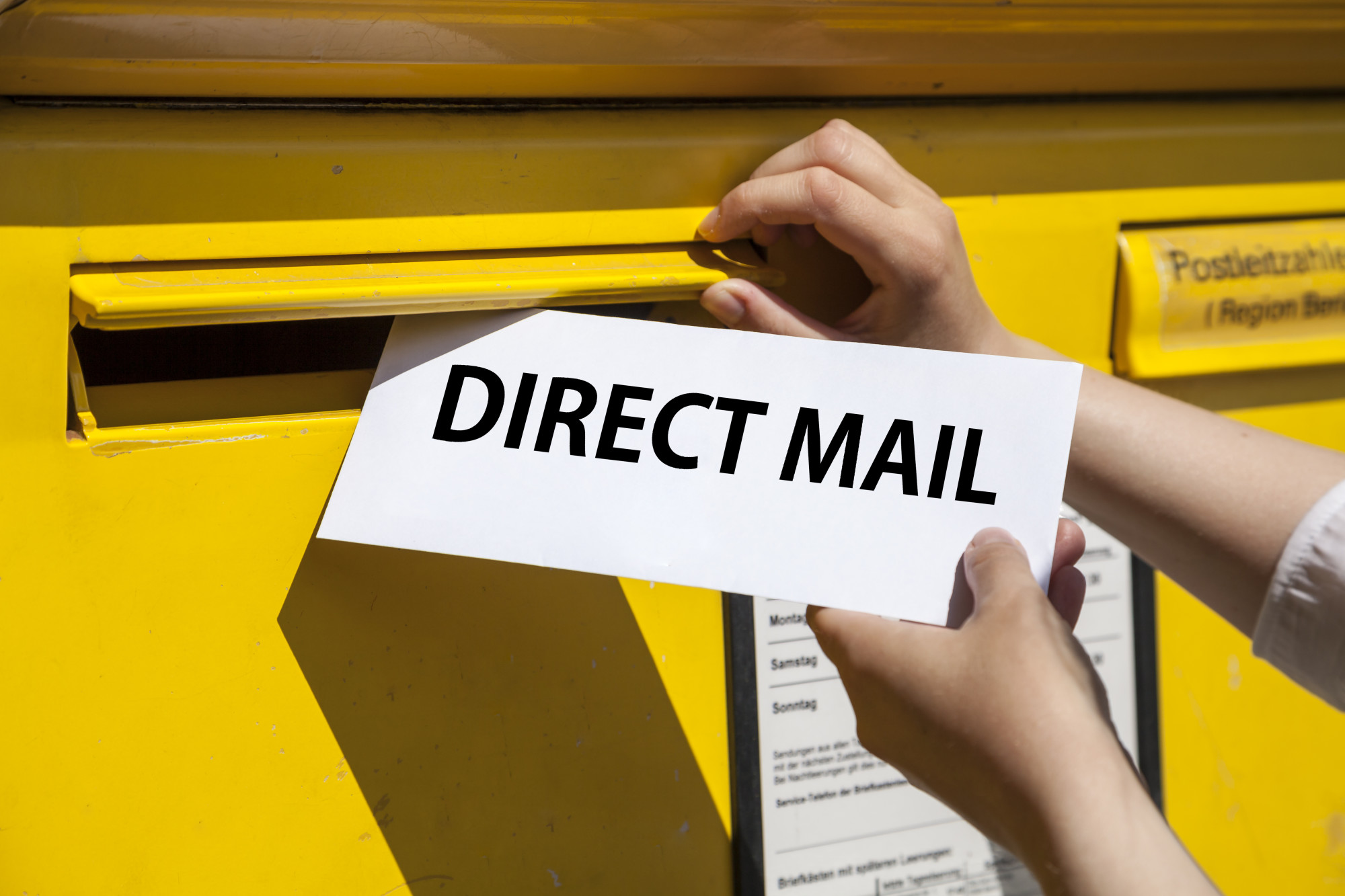 Direct Mail Marketing vs. Email Marketing: Which Yields Better Results?